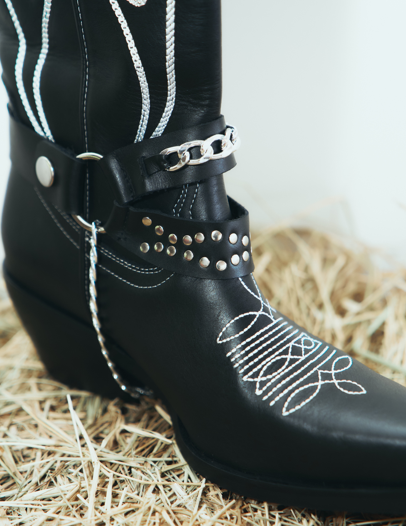 Bota Noire