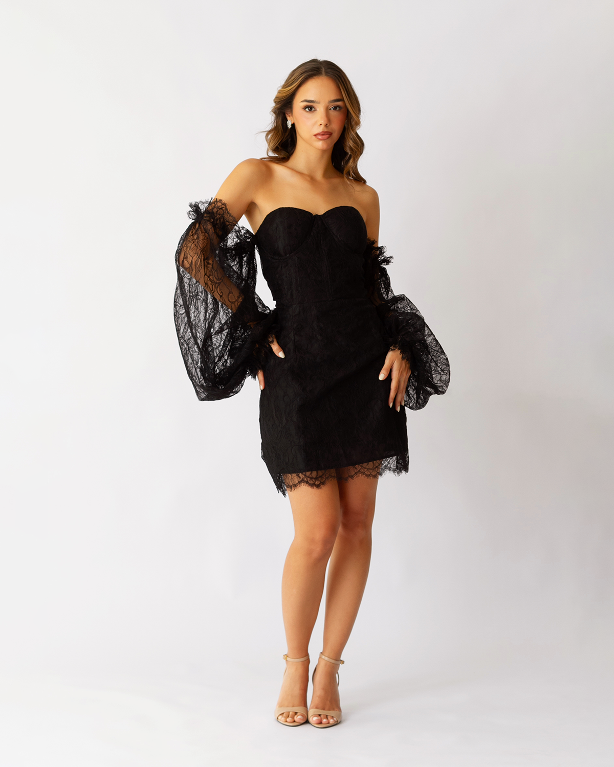 Vestido mini negro
